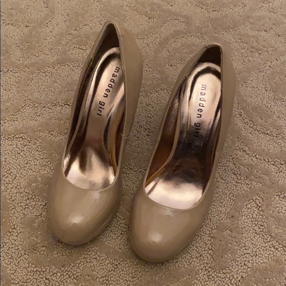 Madden girl nude heels